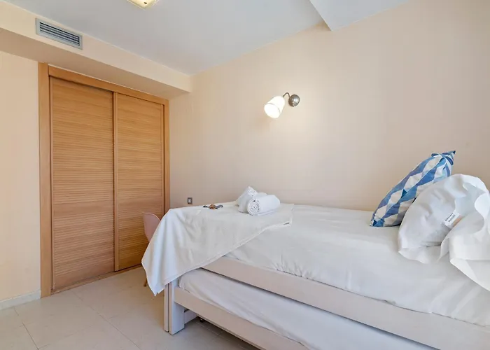 Maldivas Iii Apartment La Pineda